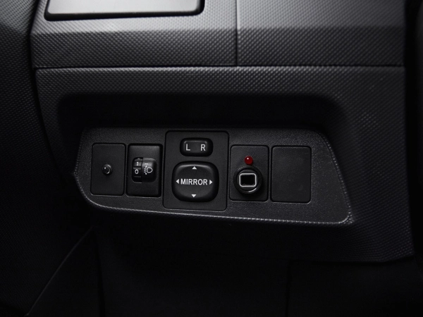 Toyota Auris, I фото №11