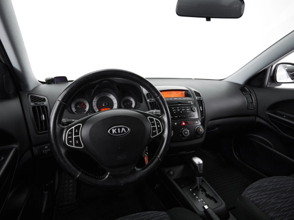 Kia Ceed, I фото №10