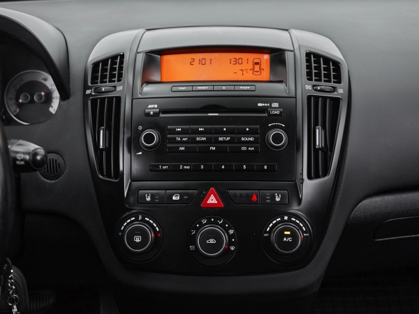Kia Ceed, I фото №13