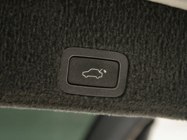 Volvo XC60, I Рестайлинг фото №10