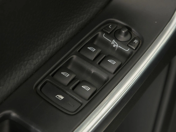 Volvo XC60, I Рестайлинг фото №15