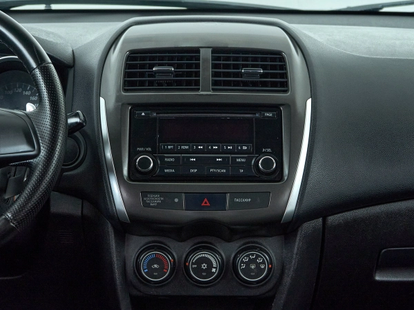 Mitsubishi ASX, I Рестайлинг фото №16