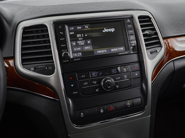 Jeep Grand Cherokee, IV (WK2) фото №13