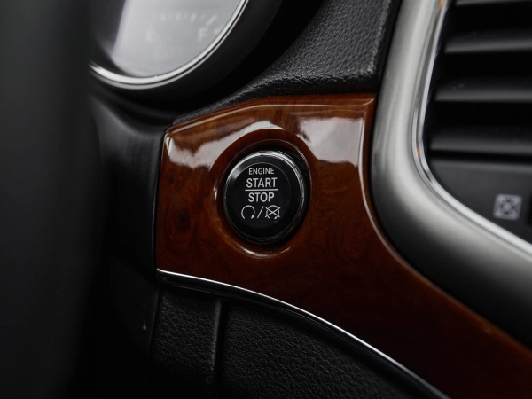 Jeep Grand Cherokee, IV (WK2) фото №15