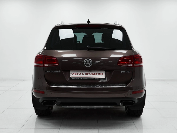Volkswagen Touareg, II фото №6