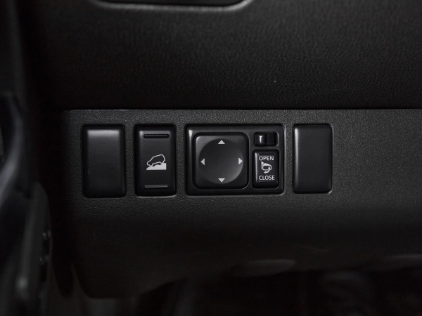 Nissan Pathfinder, III Рестайлинг фото №18