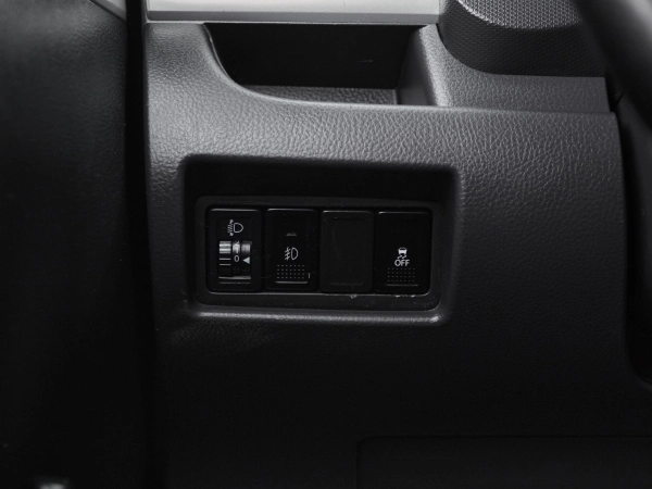 Suzuki Swift, IV фото №15