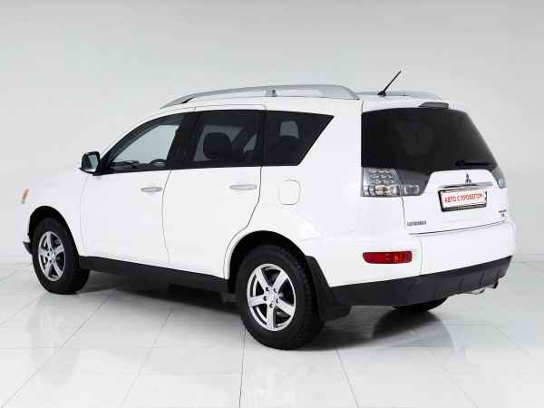Mitsubishi Outlander, II Рестайлинг фото №4