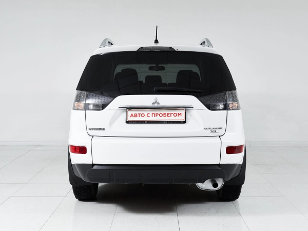 Mitsubishi Outlander, II Рестайлинг фото №6