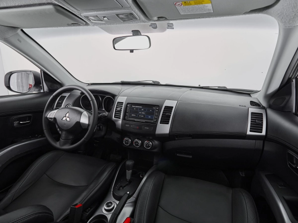 Mitsubishi Outlander, II Рестайлинг фото №9