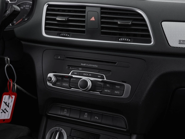 Audi Q3, I (8U) фото №12