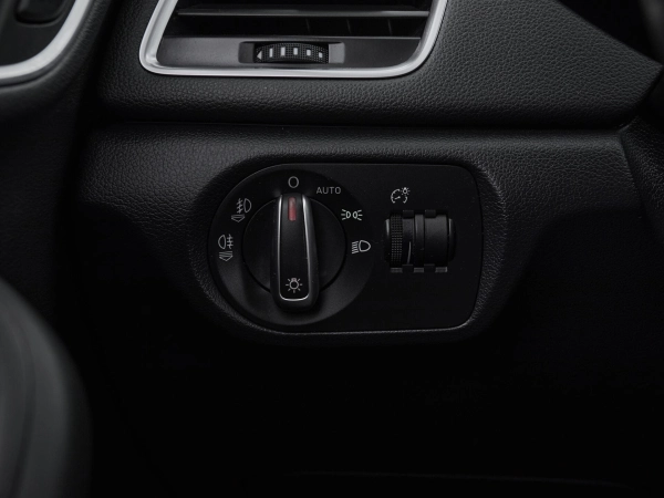 Audi Q3, I (8U) фото №16