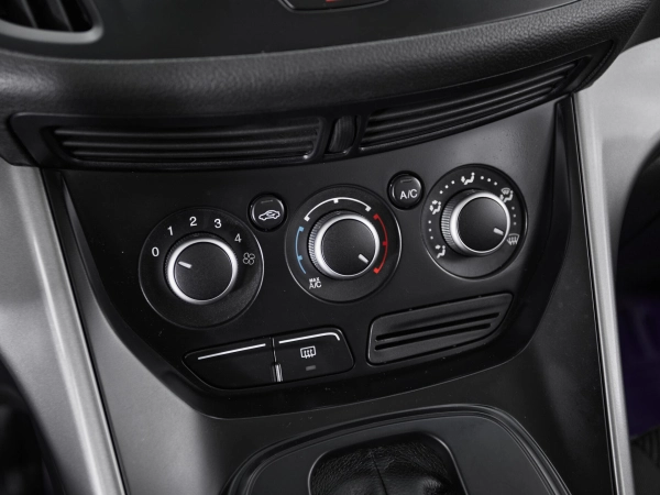 Ford Kuga, II Рестайлинг фото №17