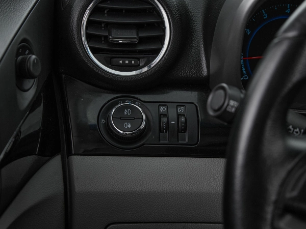 Chevrolet Orlando, I фото №16
