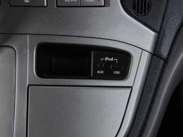Hyundai Grand Starex, I фото №17
