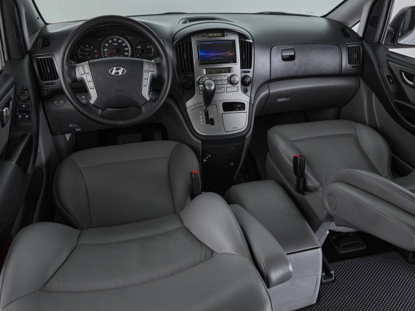 Hyundai Grand Starex, I фото №9