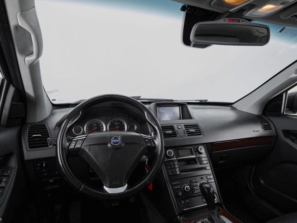 Volvo XC90, I Рестайлинг фото №10
