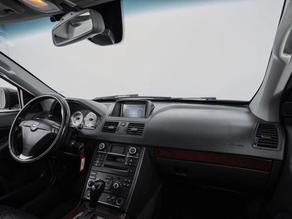 Volvo XC90, I Рестайлинг фото №9