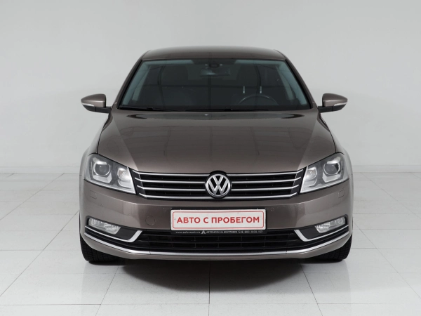 Volkswagen Passat, B7 фото №2