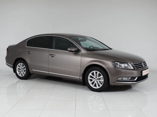 Volkswagen Passat, B7 фото №3