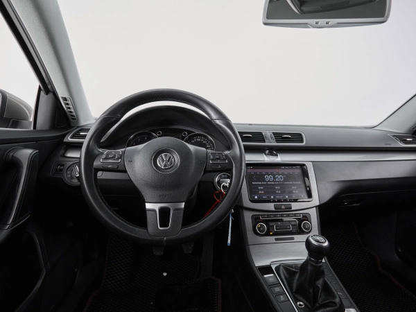 Volkswagen Passat, B7 фото №8