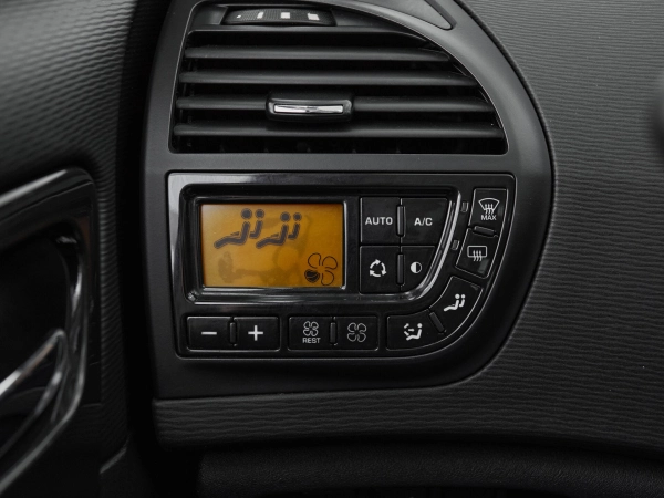 Citroen C4 Picasso, I фото №15