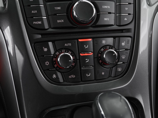 Opel Astra, J Рестайлинг фото №14