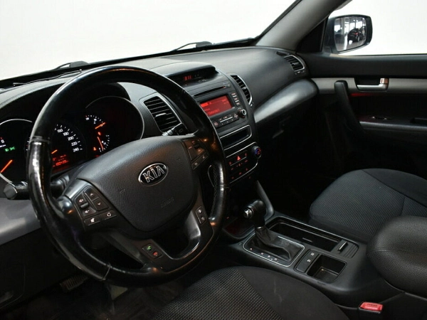 Kia Sorento, II Рестайлинг фото №9