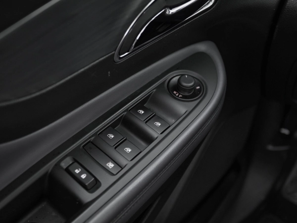 Opel Mokka, I фото №11