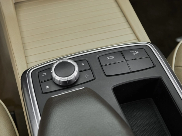 Mercedes-Benz M-Класс, III (W166) фото №15