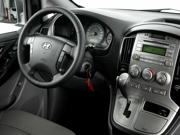 Hyundai Grand Starex, I фото №9
