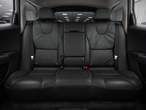 Volvo XC60, I фото №18