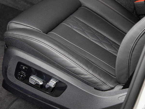 BMW X6, III (G06) фото №25