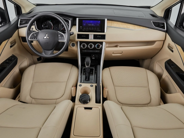 Mitsubishi Xpander, I фото №10
