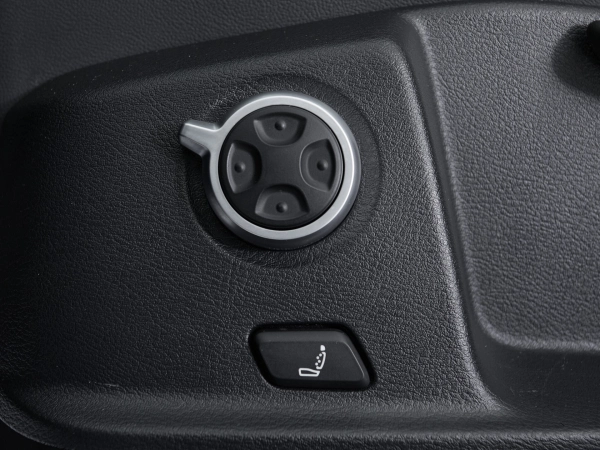 Audi A4, V (B9) фото №21