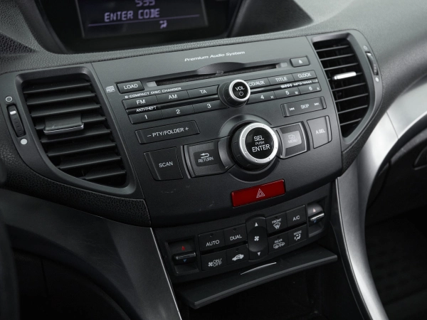 Honda Accord, VIII Рестайлинг фото №16