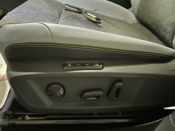 Volkswagen ID.4, I фото №13