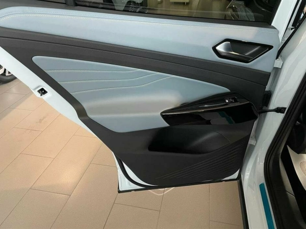 Volkswagen ID.4, I фото №19