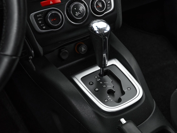 Citroen C4, II фото №12