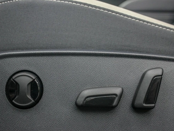 Volkswagen ID.4, I фото №23