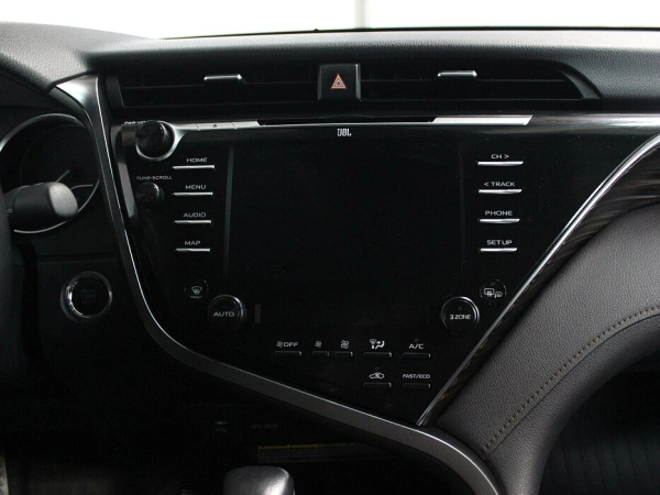 Toyota Camry, VIII (XV70) фото №12