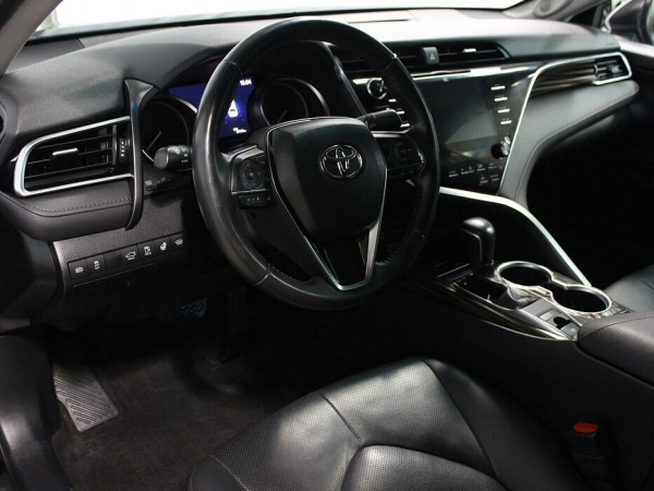 Toyota Camry, VIII (XV70) фото №13