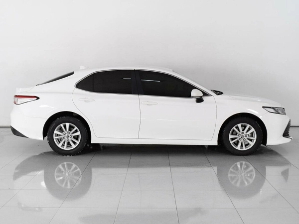 Toyota Camry, VIII (XV70) фото №4