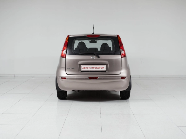 Nissan Note, I Рестайлинг фото №6