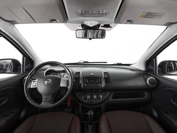 Nissan Note, I Рестайлинг фото №8