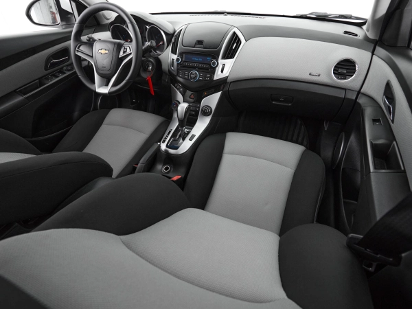 Chevrolet Cruze, I Рестайлинг фото №10