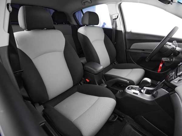Chevrolet Cruze, I Рестайлинг фото №11