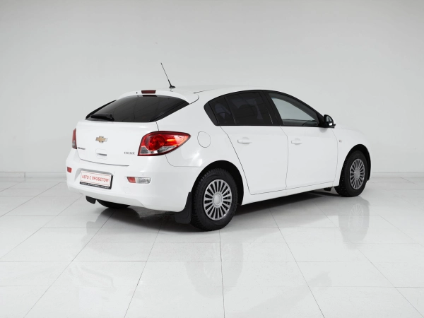 Chevrolet Cruze, I Рестайлинг фото №5