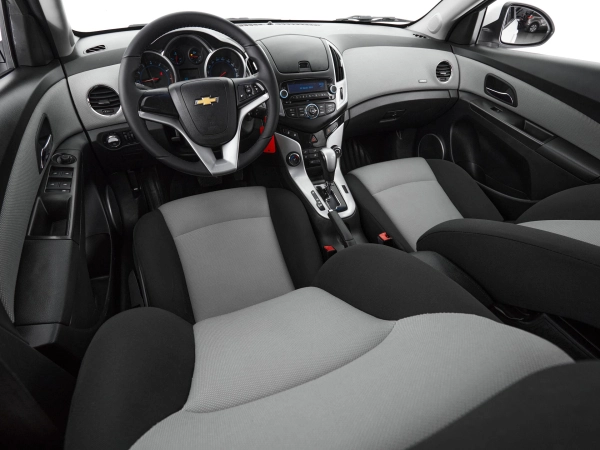 Chevrolet Cruze, I Рестайлинг фото №9