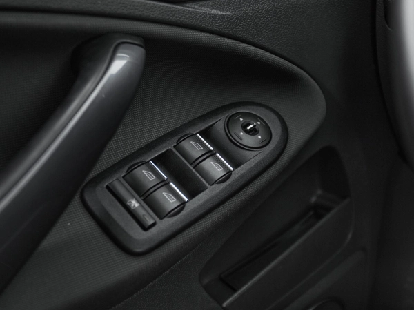 Ford Kuga, I фото №14